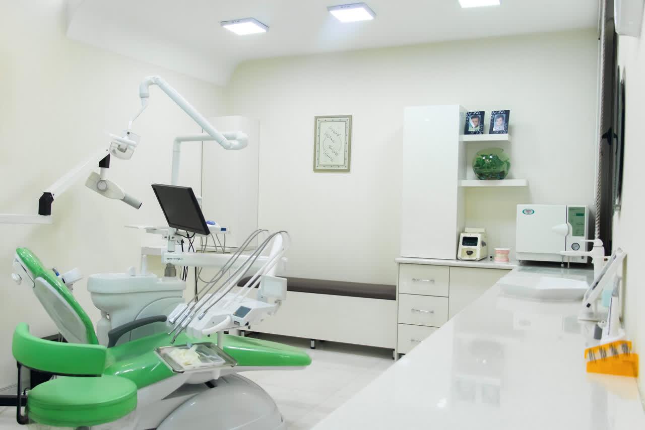 دکتر ثریا توکلی